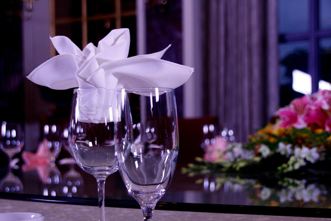Grand Oriental Hotel ตงกวน ภายนอก รูปภาพ